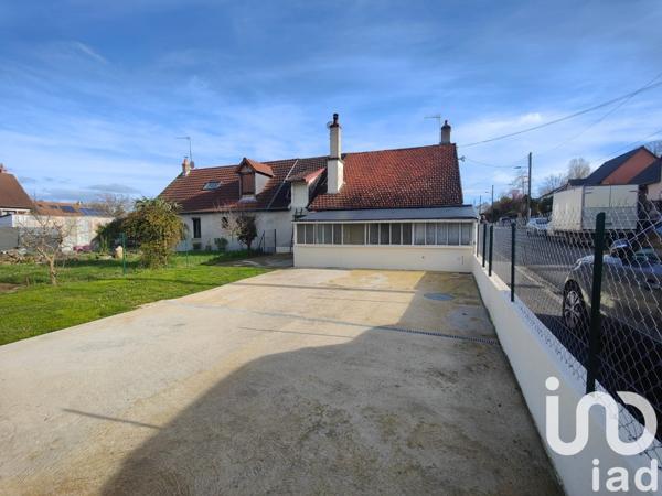 Maison à vendre 4 pièces 83 m² La Chapelle-Saint-Ursin