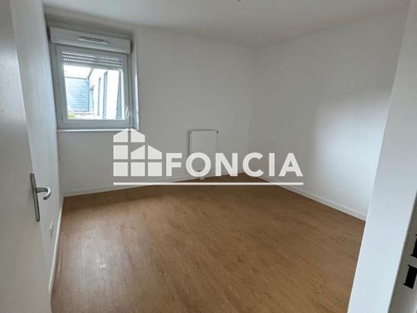 Location Appartement 2 pièces 49.6 m² - 1 PLACE KARINE RUBY Evreux 27000