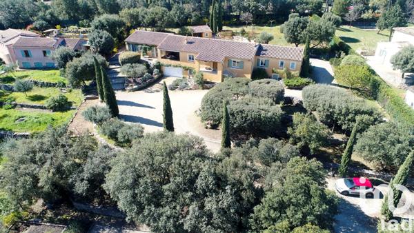 Maison à vendre 8 pièces 198 m² Lorgues