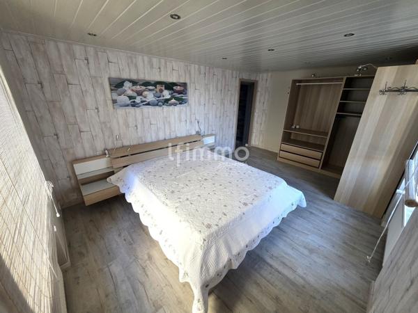 Grand duplex familial de 143 m² avec 2 garages et jardin privatif