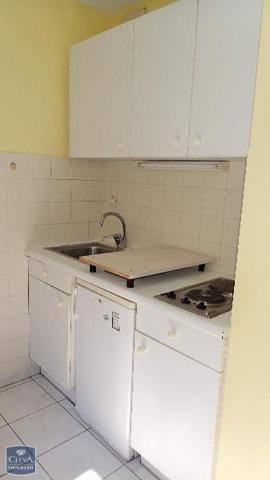 Appartement à louer 1 pièce 28m²