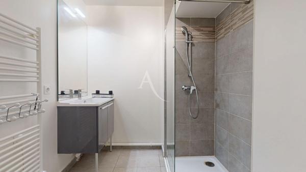 ROSNY SOUS BOIS Appartement Studio 31 m2