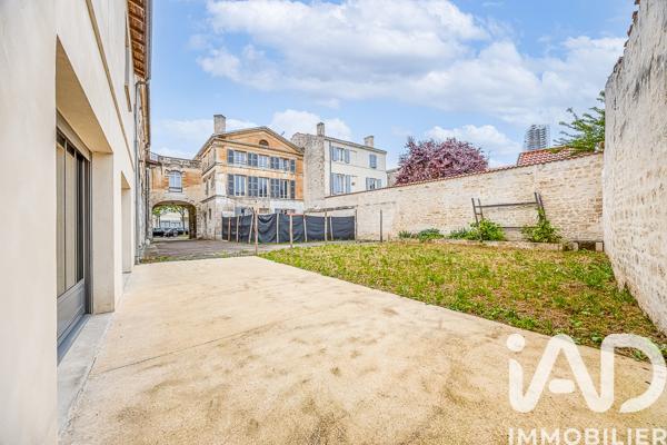Maison à vendre 15 pièces 640 m² Niort