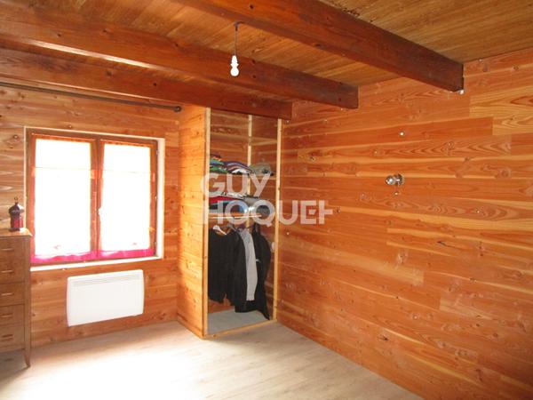 Isolé dans vallée verdoyante, 1.4ha de terrain