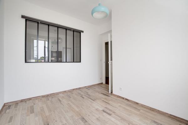 A VENDRE EN EXCLUSIVITE NANTES ROND-PONT-DE RENNES SPACIEUX TYPE 2 ENTIEREMENT RENOVE