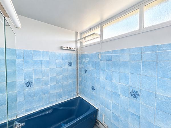 Appartement Verneuil Sur Seine 4 pièce(s) 69 m2 149 000 € **  - Référence  1833