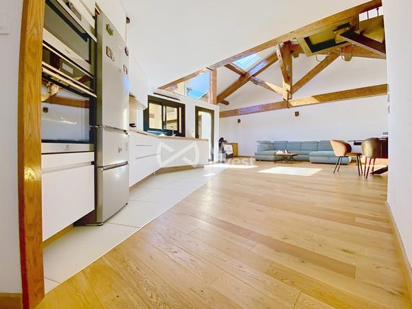 Duplex de caractère rénové, 4 chambres, 188 m²