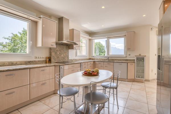 Vente Maison de luxe Pugny-Chatenod 6 Pièces 210 m²