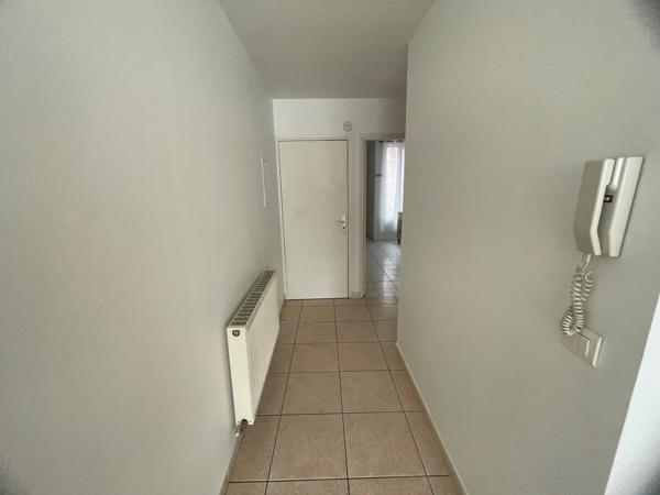 Location Appartement 2 pièces 55 m2 à Saint-Quentin