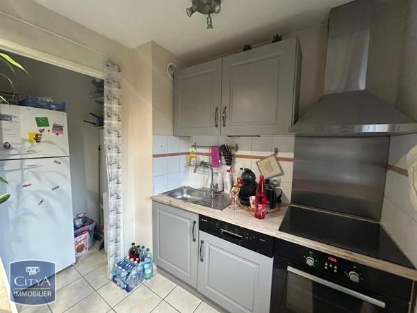 Appartement à louer 2 pièces 47.93m² Le Sequestre (81990)