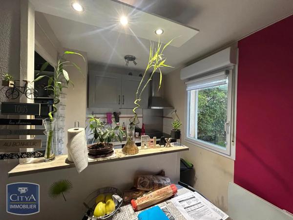 Appartement à louer 2 pièces 47.93m² Le Sequestre (81990)
