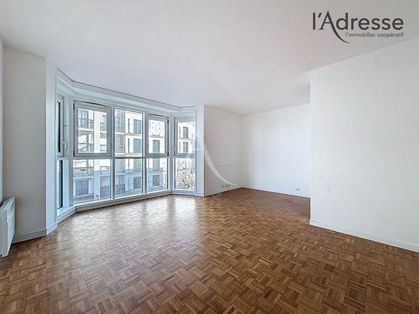 PUTEAUX/ Ampère - Appartement 2 pièces 54m² - 1 Parking