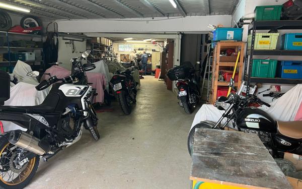 Maison à vendre    4 pièces •  Carros