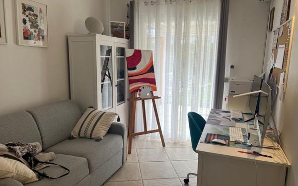 Maison à vendre    4 pièces •  Carros