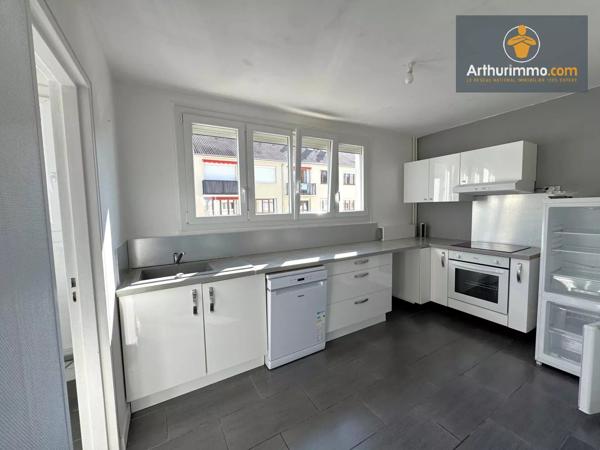 Location                                                      Appartement
                        
                     3 pièces                      74 m2                     à Margny-Lès-Compiègne