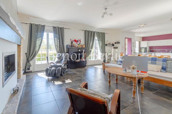 Maison familiale, piscine, T3 attenant !