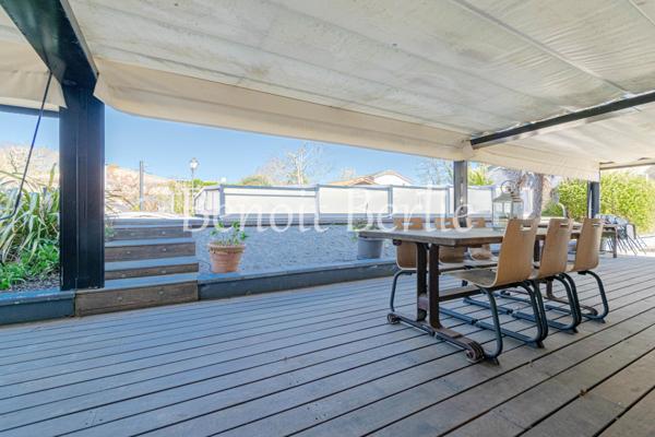 Maison familiale, piscine, T3 attenant !