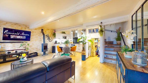 Maison de village 4 pièces avec terrasse, garage et cave