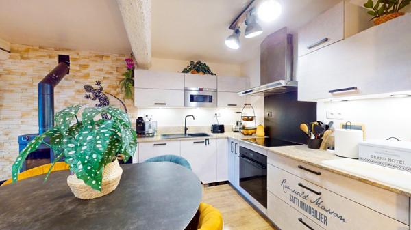 Maison de village 4 pièces avec terrasse, garage et cave