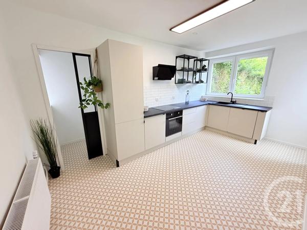 Maison à vendre  6 pièces - 135 m 2   MAUBEUGE  - 59
