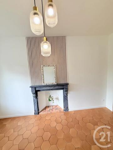 Maison à vendre  6 pièces - 135 m 2   MAUBEUGE  - 59