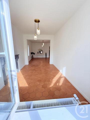 Maison à vendre  6 pièces - 135 m 2   MAUBEUGE  - 59
