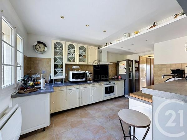 Maison à vendre  7 pièces - 175 m 2   CREPY EN VALOIS  - 60
