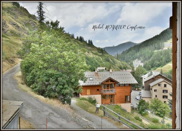 Le Calme, l'authenticité de la Pierre, à Aiguilles