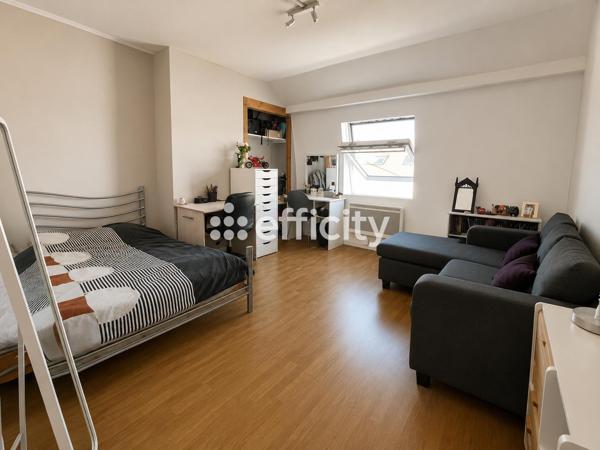Appartement
         7 pièces
        - 171 m² Exclusivité 329 000 € *