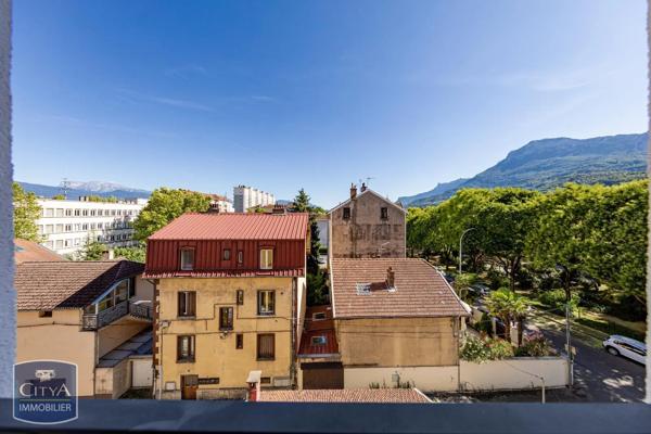 Appartement à vendre 2 pièces 50m² Fontaine (38600)