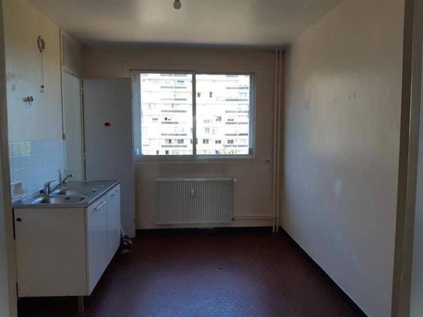 Appartement 3 pièces                                        - 69300 Caluire-et-Cuire Réf : 5306