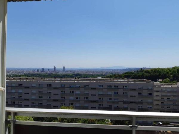 Appartement 3 pièces                                        - 69300 Caluire-et-Cuire Réf : 5306