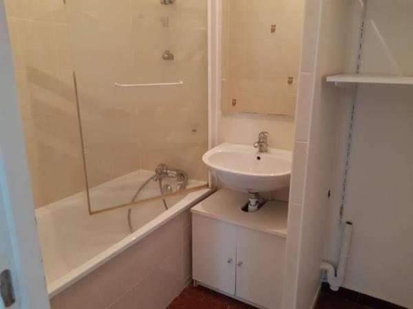 Appartement 3 pièces                                        - 69300 Caluire-et-Cuire Réf : 5306