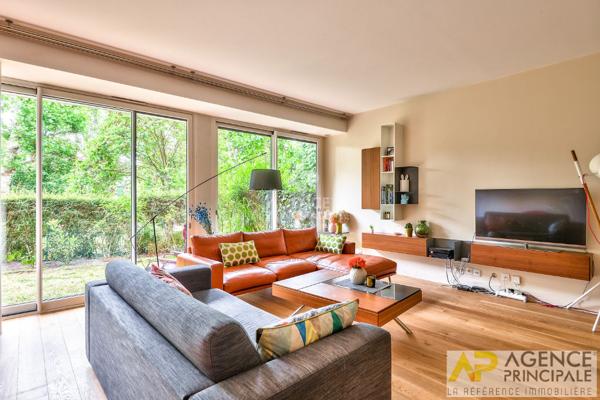 Appartement Chatou 5 pièce(s) 113 m² 669 000 € **  - Référence  158824