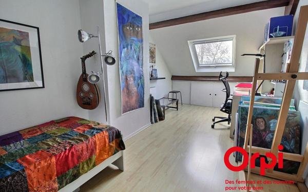 Maison à vendre    5 pièces • 115,17 m2 Montigny-le-Bretonneux