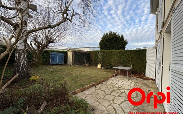 Maison à vendre    5 pièces • 115,17 m2 Montigny-le-Bretonneux