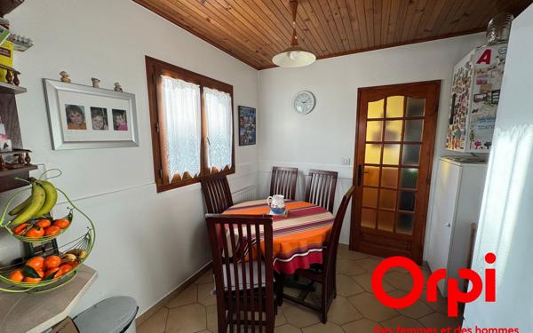 Maison à vendre    5 pièces • 115,17 m2 Montigny-le-Bretonneux