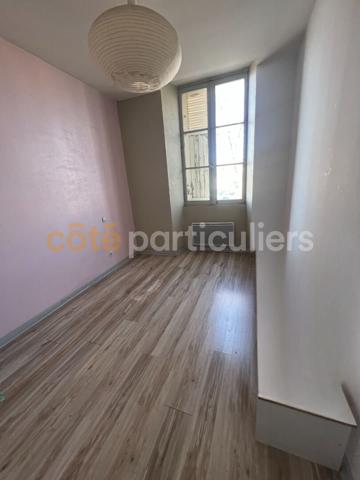 Vente
                Local commercial98 m² - TARBES (65000)