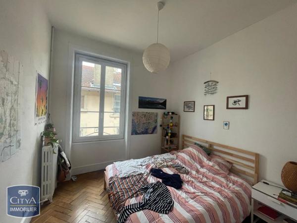 Appartement à louer 5 pièces