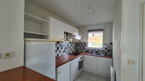 Vente
                Maison90 m² - 4 Pièces -
                    LES BILLAUX (33500)