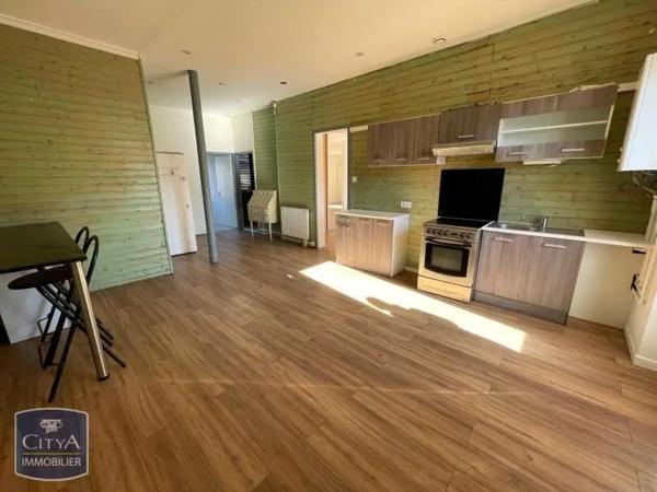 Appartement à louer 4 pièces 121.54m² Le Chambon-Feugerolles (42500)