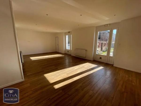 Appartement à louer 4 pièces 121.54m² Le Chambon-Feugerolles (42500)