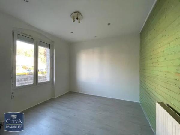 Appartement à louer 4 pièces 121.54m² Le Chambon-Feugerolles (42500)