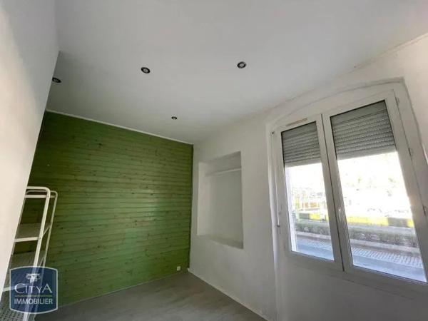 Appartement à louer 4 pièces 121.54m² Le Chambon-Feugerolles (42500)
