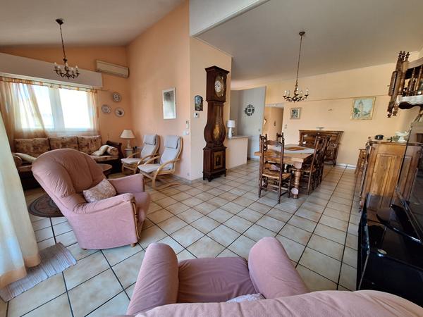 Maison Nimes 3 pièce(s) 86 m2