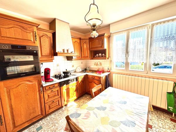 Maison F 5 avec 13 ares de terrain arboré