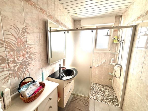 Maison F 5 avec 13 ares de terrain arboré