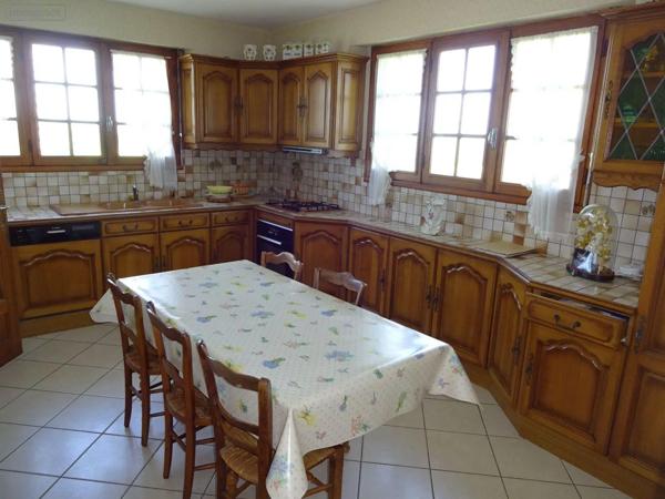 Achat - Maison Pontmain 53220 7 pièces 143 m 2 6515 m 2