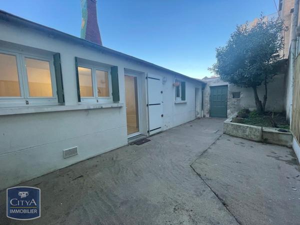 Appartement à louer 1 pièce 45.73m²