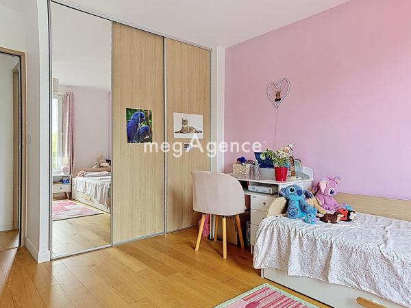 Appartement à CHATOU, 78400 - 4 pièces 85m²